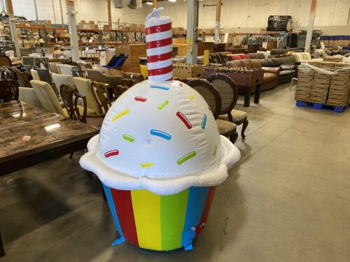 NEW! Big Mouth Cupcake Sprinkler (Southcenter Store)