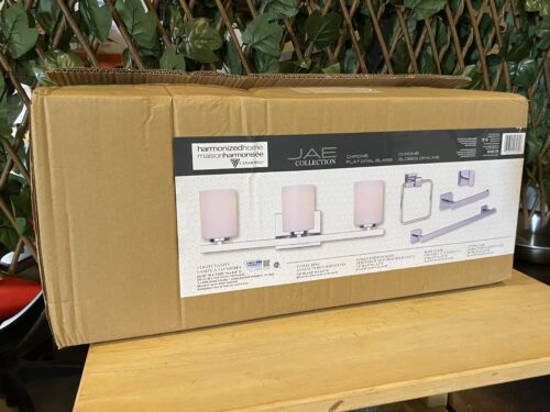 NEW! CANARM 3-Light Vanity Light w/ TP Holder, Towel Ring, Towel Bar, and Robe Hook
