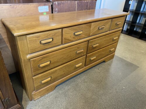7 Drawer Dresser with Wood Handles