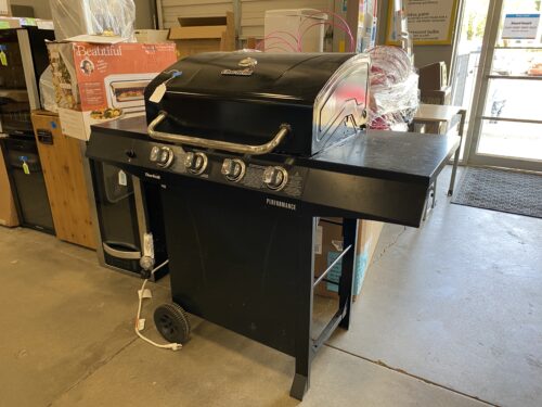 CHAR-BROIL Black 4 Burner Propane Grill