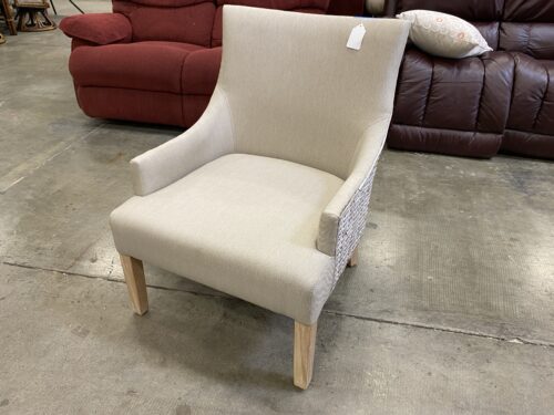 PADMA'S PLANTATION Alfresco Lounge Chair in Whitewashed Wicker