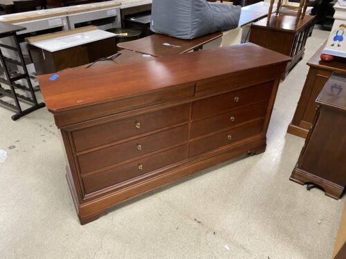 THOMASVILLE  Impressions Mahogany Dresser