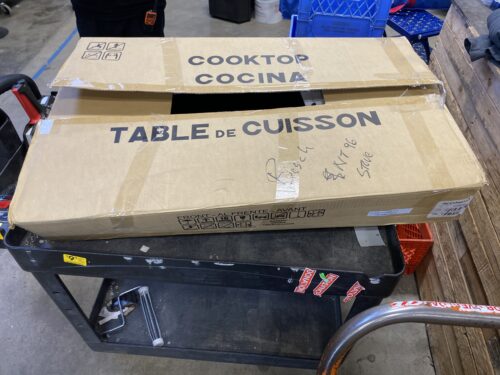 BOSCH 600 36" Smooth Top Electric Cooktop Model #NET9652UC