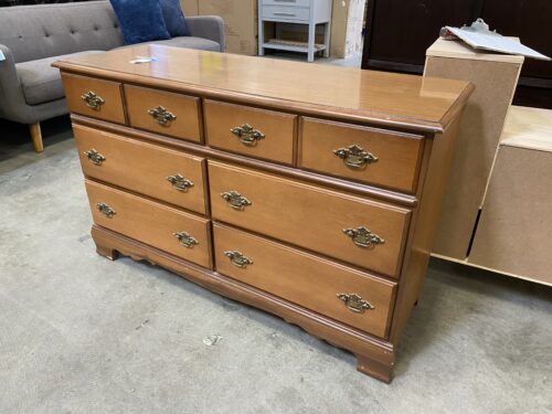 BASSETT Vintage Classic 6 Drawer Dresser