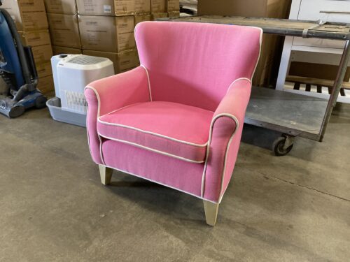 POTTERY BARN KIDS Charlie Mini Chair in Barbie Pink