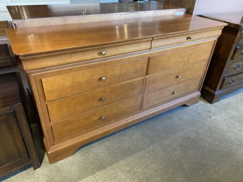 HPL DIVISION SHERMAG INC 8 Drawer Dresser