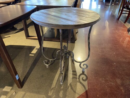 Wire Leg Circular Table