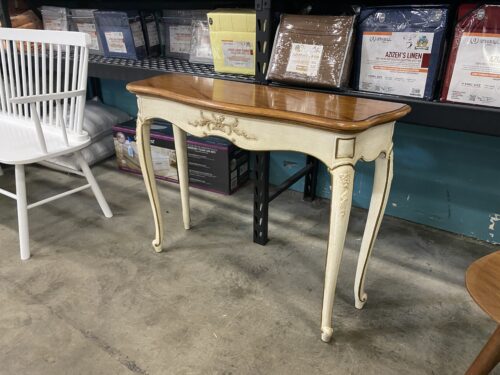 THOMASVILLE Vintage White Washed Sofa Table with Criss-Cross Wood Top