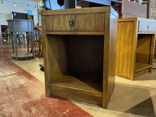DIXIE Campaigner Nightstand