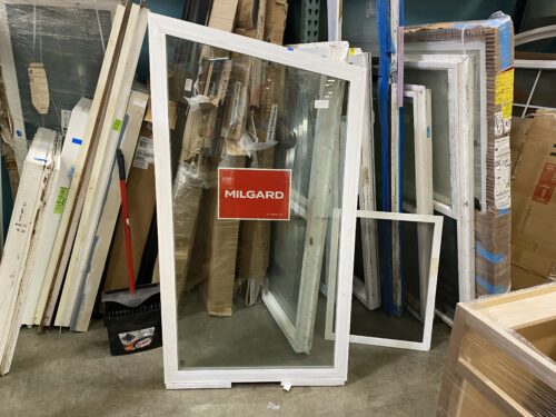 MILGAURD  Left Angle Window