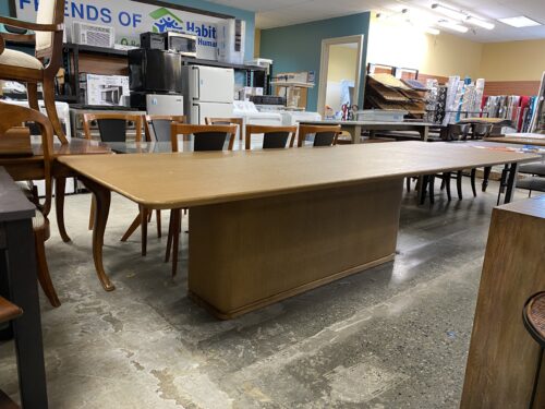 RESTORATION HARDWARE Mulholland Pedestal Rectangular Dining Table