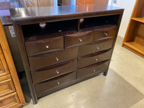 9 Drawer Dresser with Cubby
