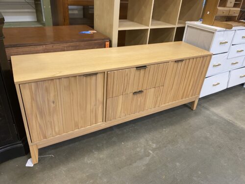 Wood Scalloped Tv Stand