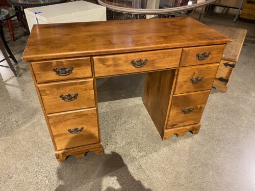 Desk with 7 Drawers