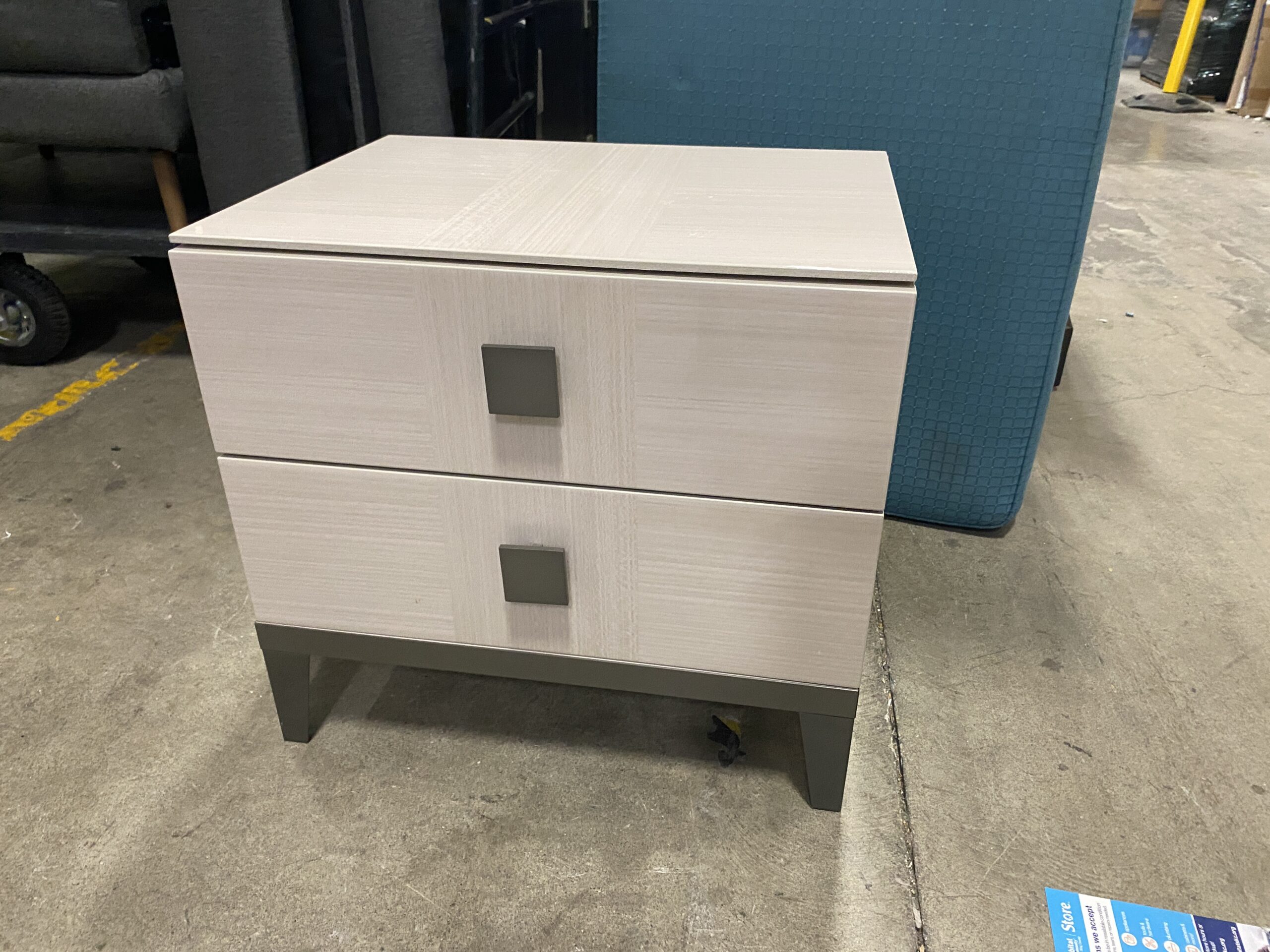 ALF DAFRE Mont Blanc Italian Made Gloss Nightstand