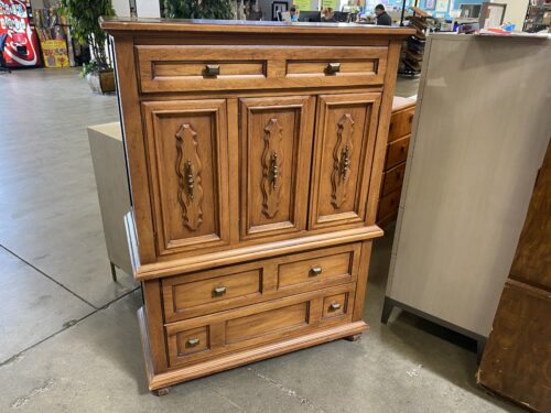 HIBRITEN Large Wooden Chest of Drawers