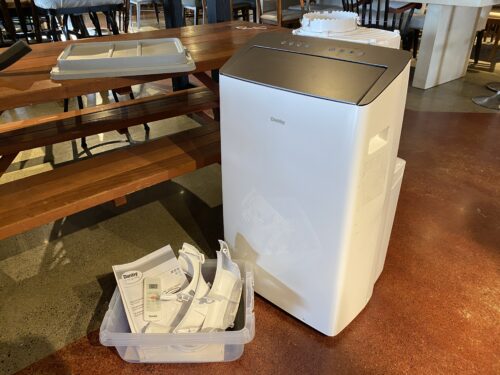 DANBY 12,000 BTU Portable Air Conditioner in White Model #DPA100B9IWDB-6