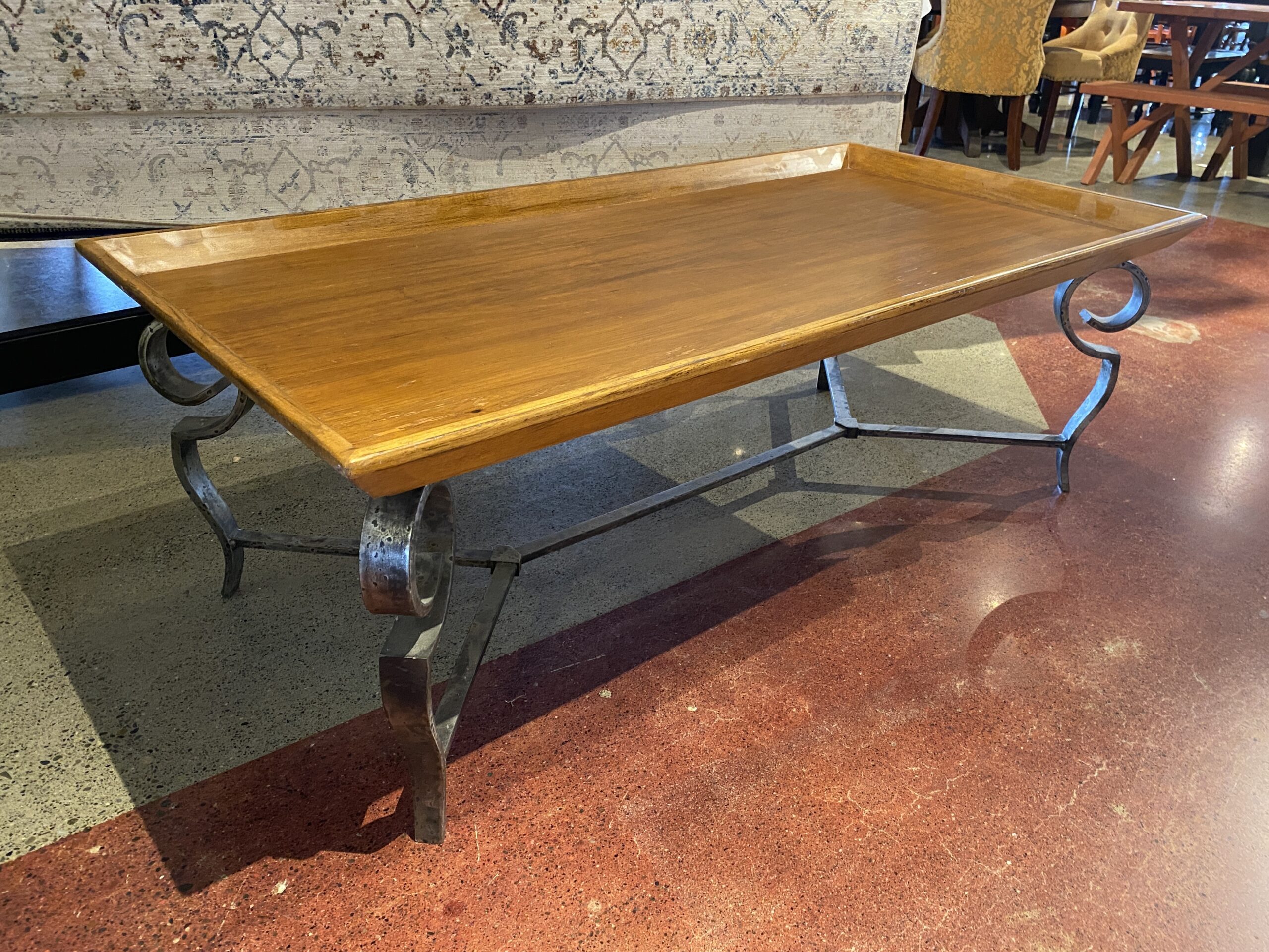 DREXEL European Themes Curling Metal Coffee Table