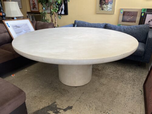 RESTORATION HARDWARE Oslo Plaster Round Dining Table