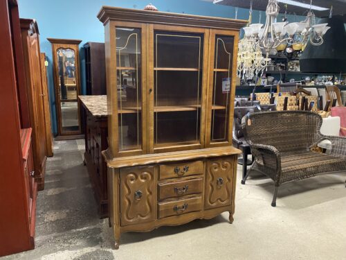 Wooden 3 Drawer 2 Cabinet China Hutch