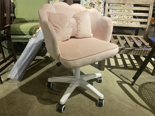 Blush Pink Petal-Back Office Chair w/ Bow Pillow