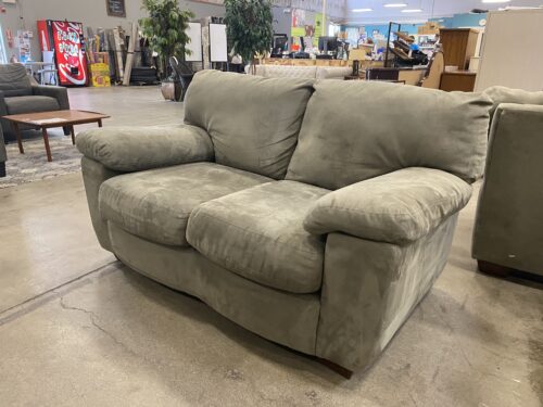 Subtly Sage Rippling Front Loveseat