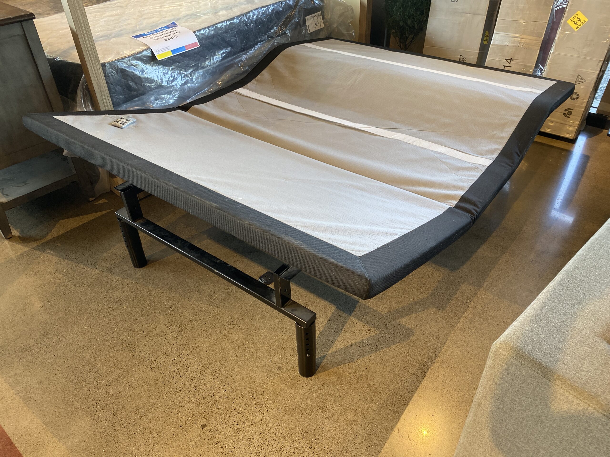 Adjustable Angle Queen Size Bedframe with Remote