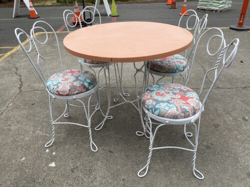 White Metal-Leg 4-Seater Patio Dining Set