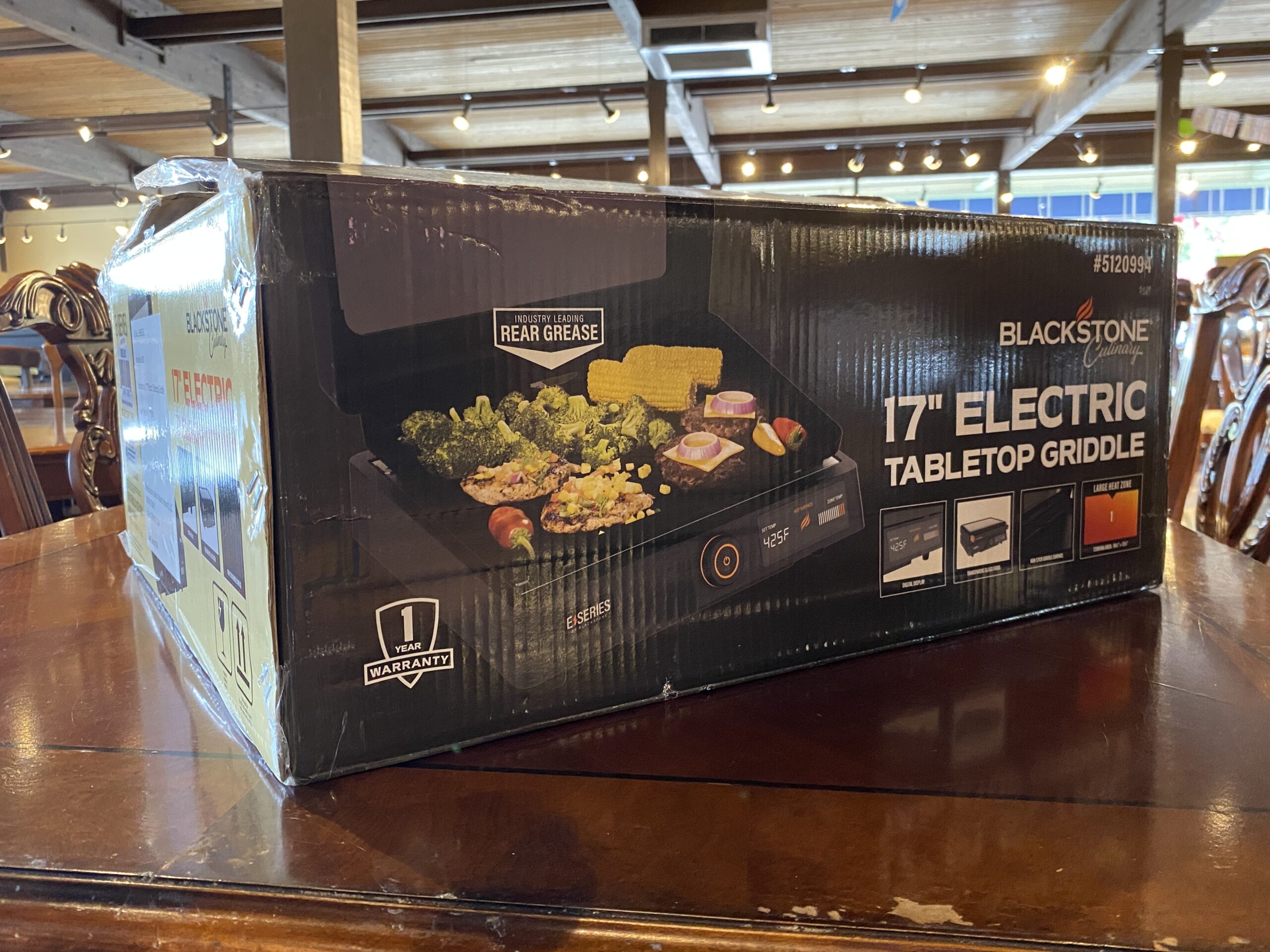 BLACKSTONE 17″ Electric Tabletop Griddle, E-Series Model #8005
