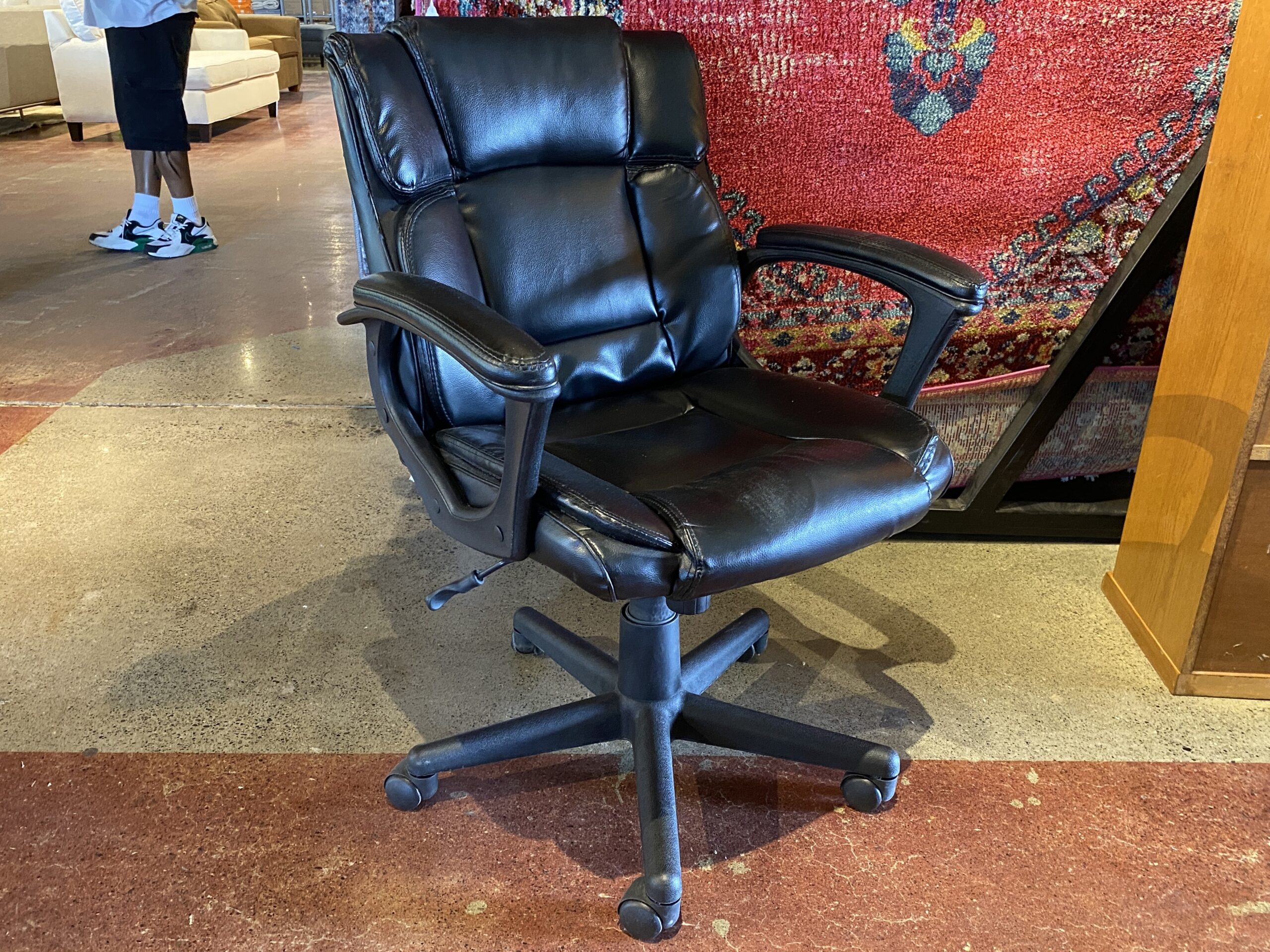 Black Faux Leather Rolling Office Chair