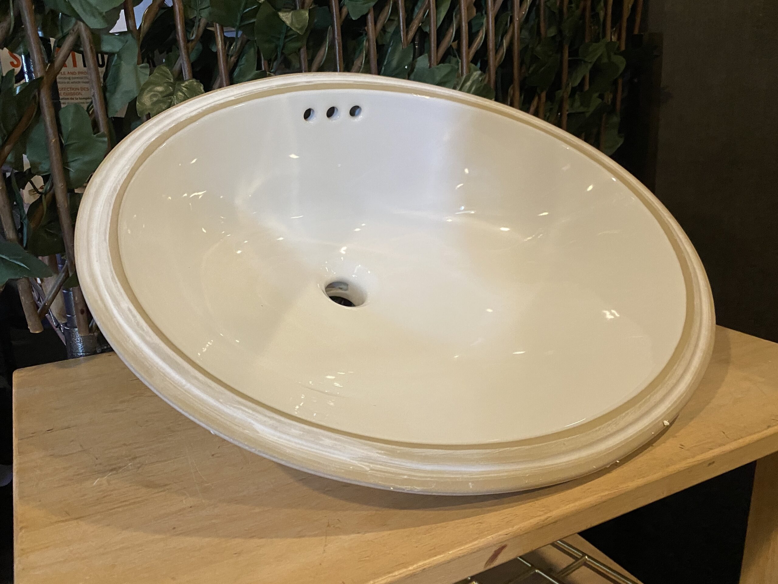 NEW! RESTORATION HARDWARE 19″ Ceramic Basin Undermount Sink