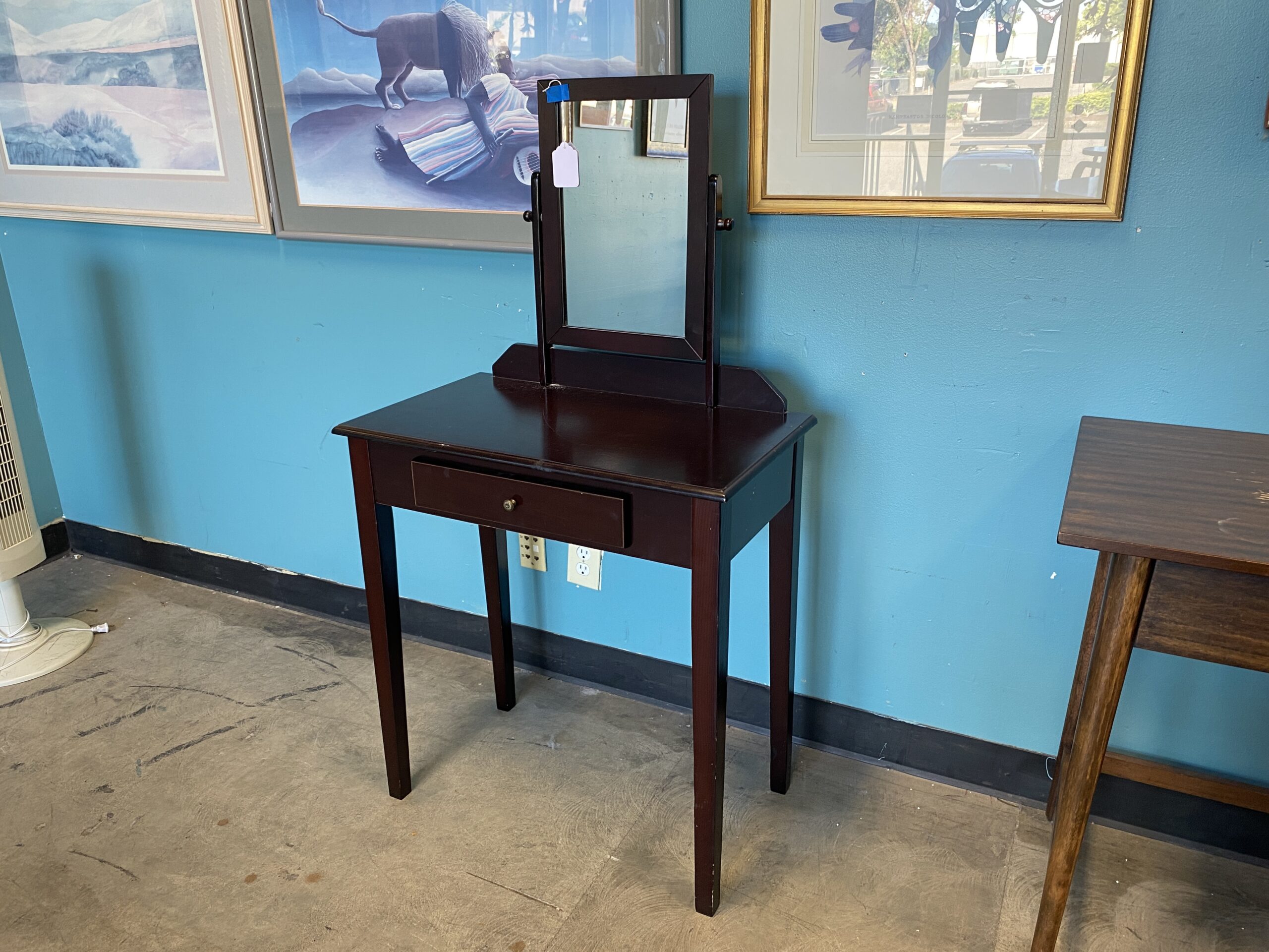 Simple and Sweet Dark Wood Vanity Desk