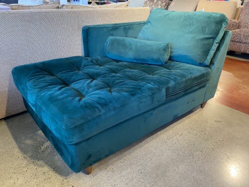 Plush Emerald Green Lounger