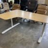 Pine Veneer White Legged L Desk