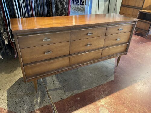 BASSETT Mid-Century Modern Vintage Six Drawer Lowboy with Bronze Handles