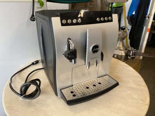 JURA  Impressa Z5 Espresso Machine Model #13214