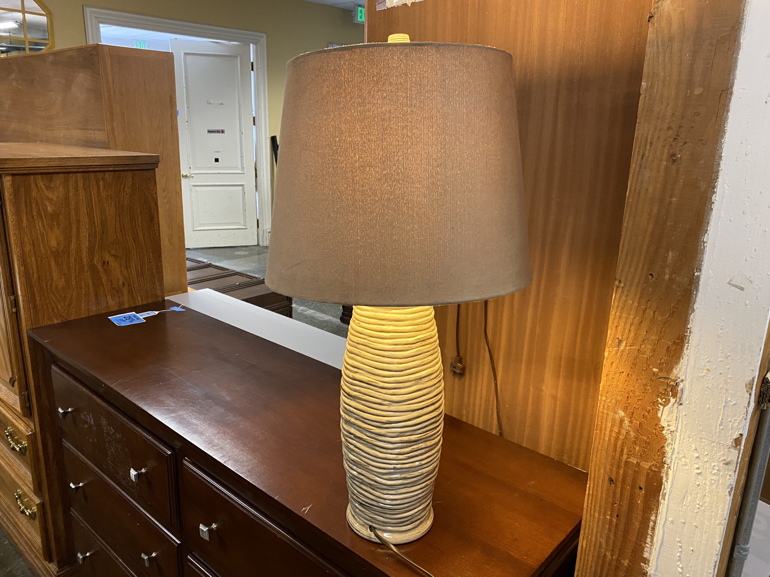 ASHLEY Stripped Ceramic Table Lamp