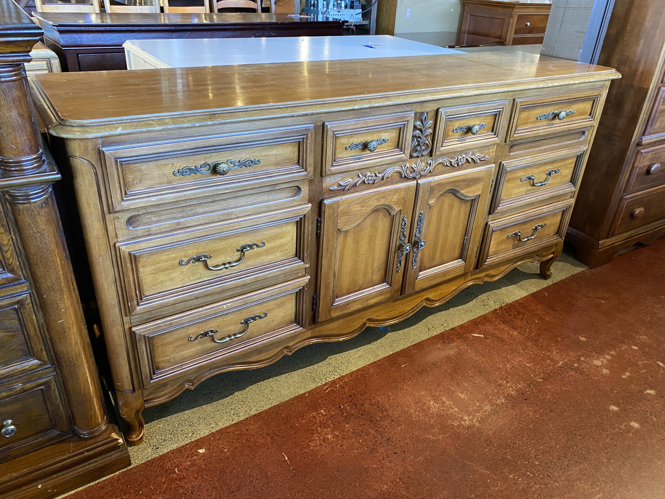 DIXIE Ten Drawer Dresser with Scroll Detail