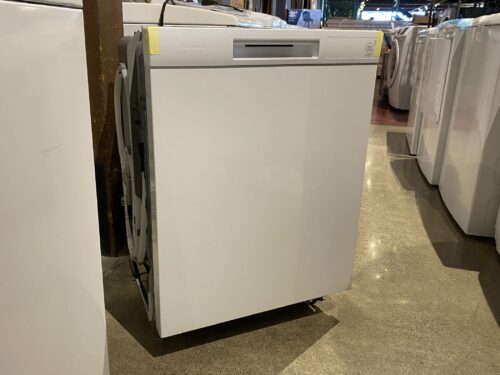 NEW! HOTPOINT White Built-In Dishwasher