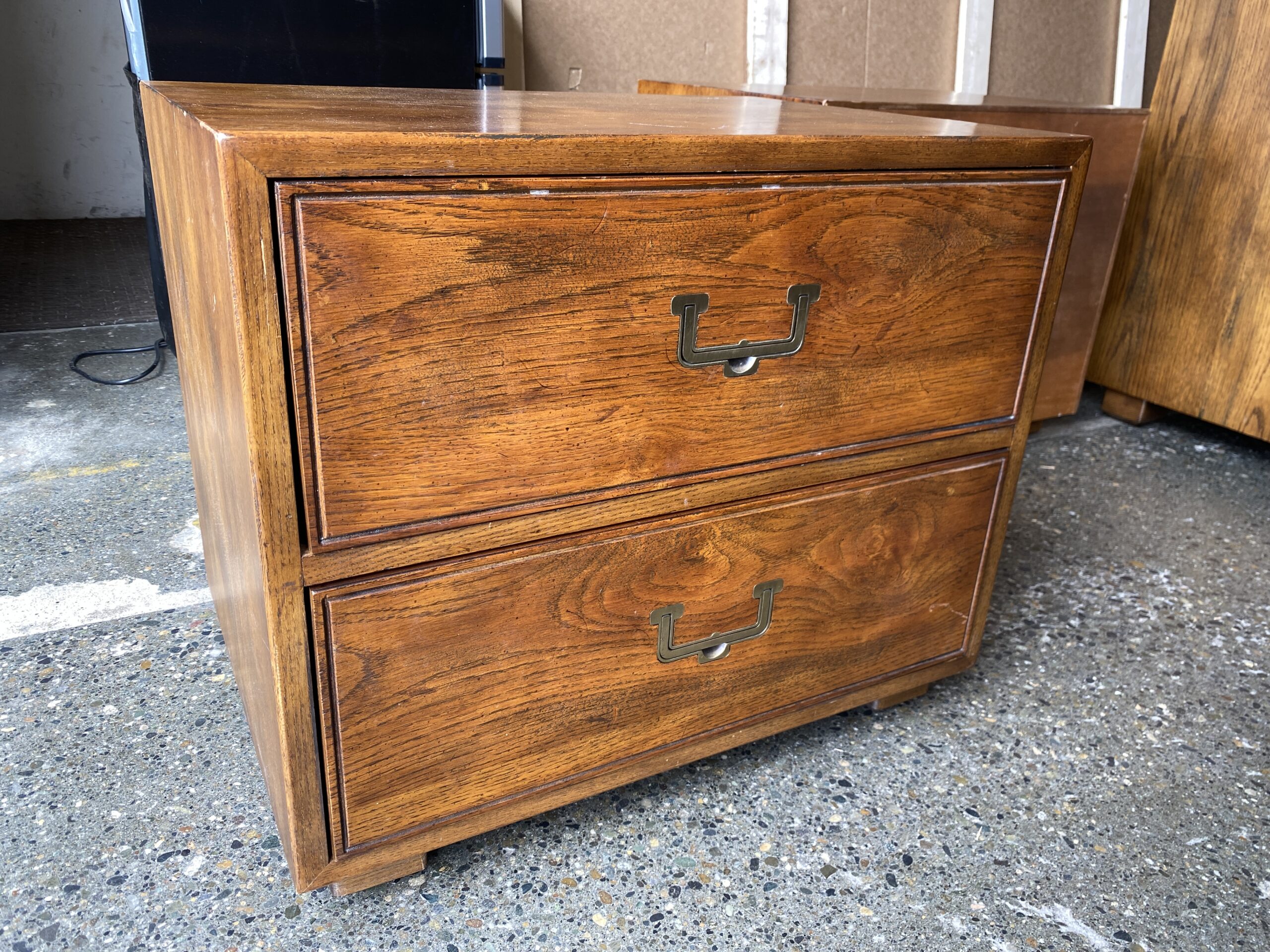 HENREDON Artifacts MCM 2 Drawer Nightstand