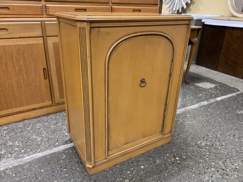 Wooden Single Door Sideboard