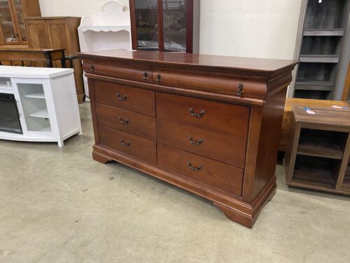 Red Wood 8 Velvet Lined Drawer Buffet