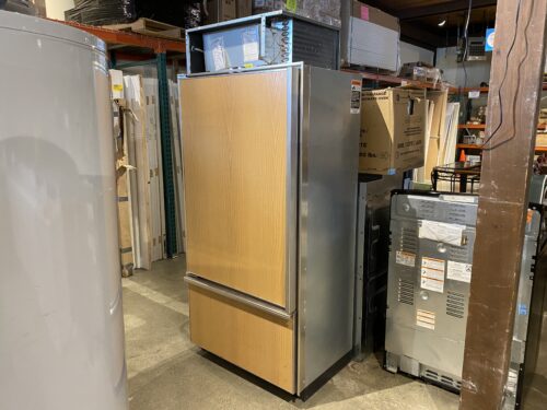 SUB ZERO Refrigerator Model 650