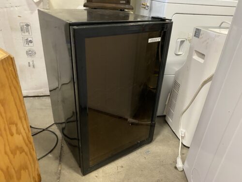 VISSANI  Tinted Glass Wine Fridge Model #MVWC52B