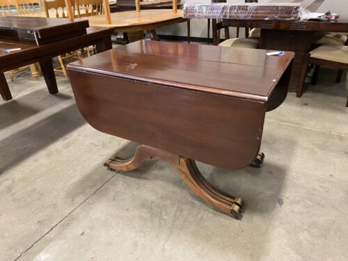 Ever-Expanding Super Compact Vintage Rolling Table