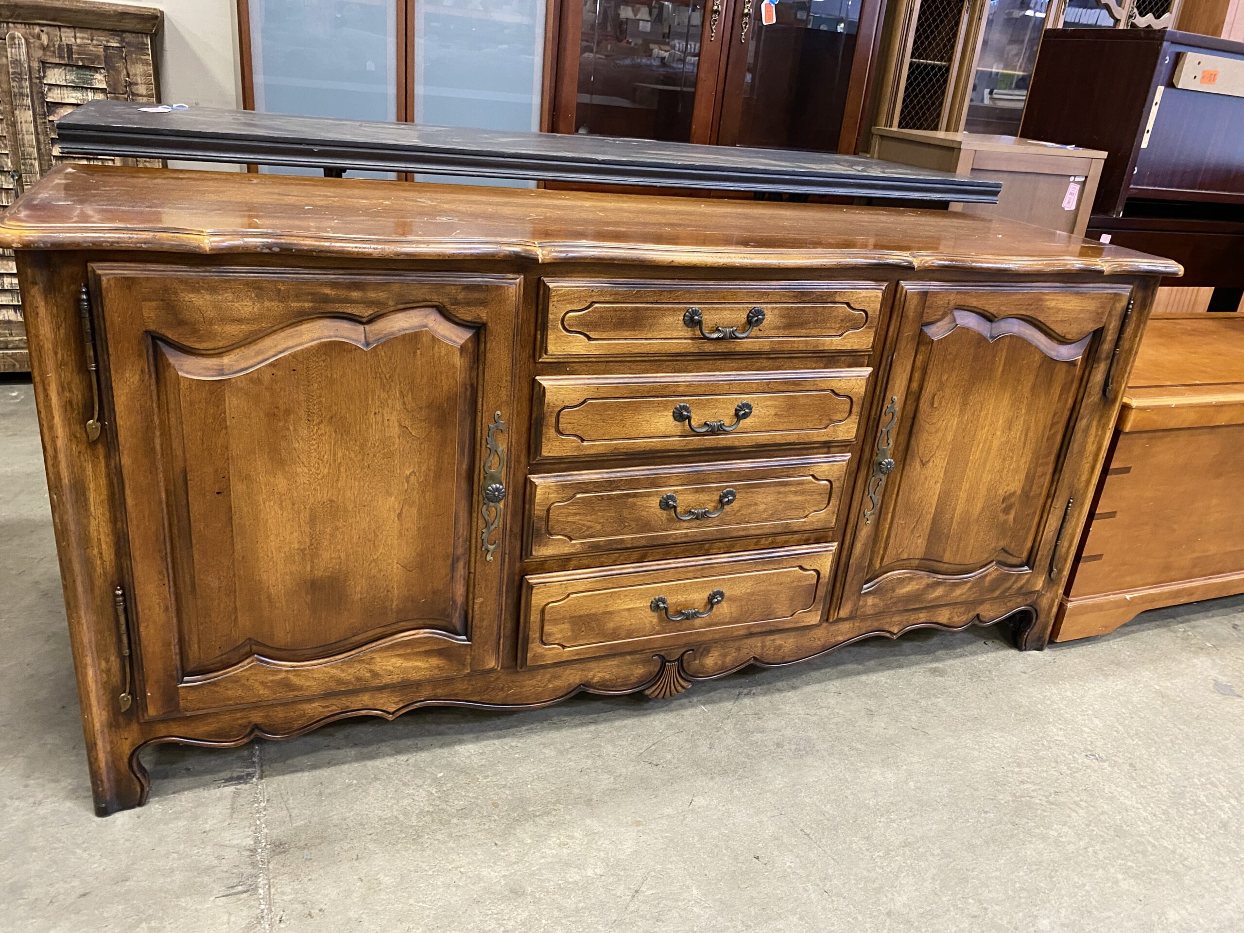 ETHAN ALLEN  Vintage Wood 4 Drawer Buffet