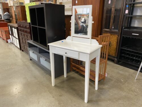 Simple White 1 Drawer Vanity Desk