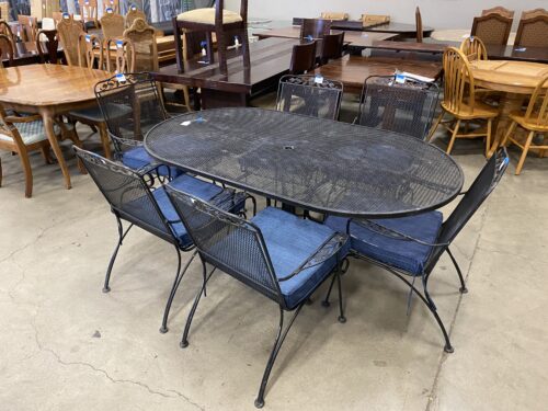 Black Metal Oval Patio Table with 6 Chairs
