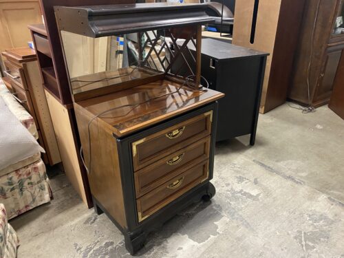 BROYHILL Light Up Side Dresser