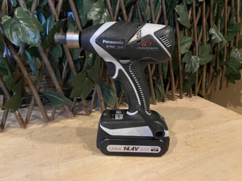 PANASONIC  Impact Wrench 14.4V + Li-ion Battery Model #EY7541